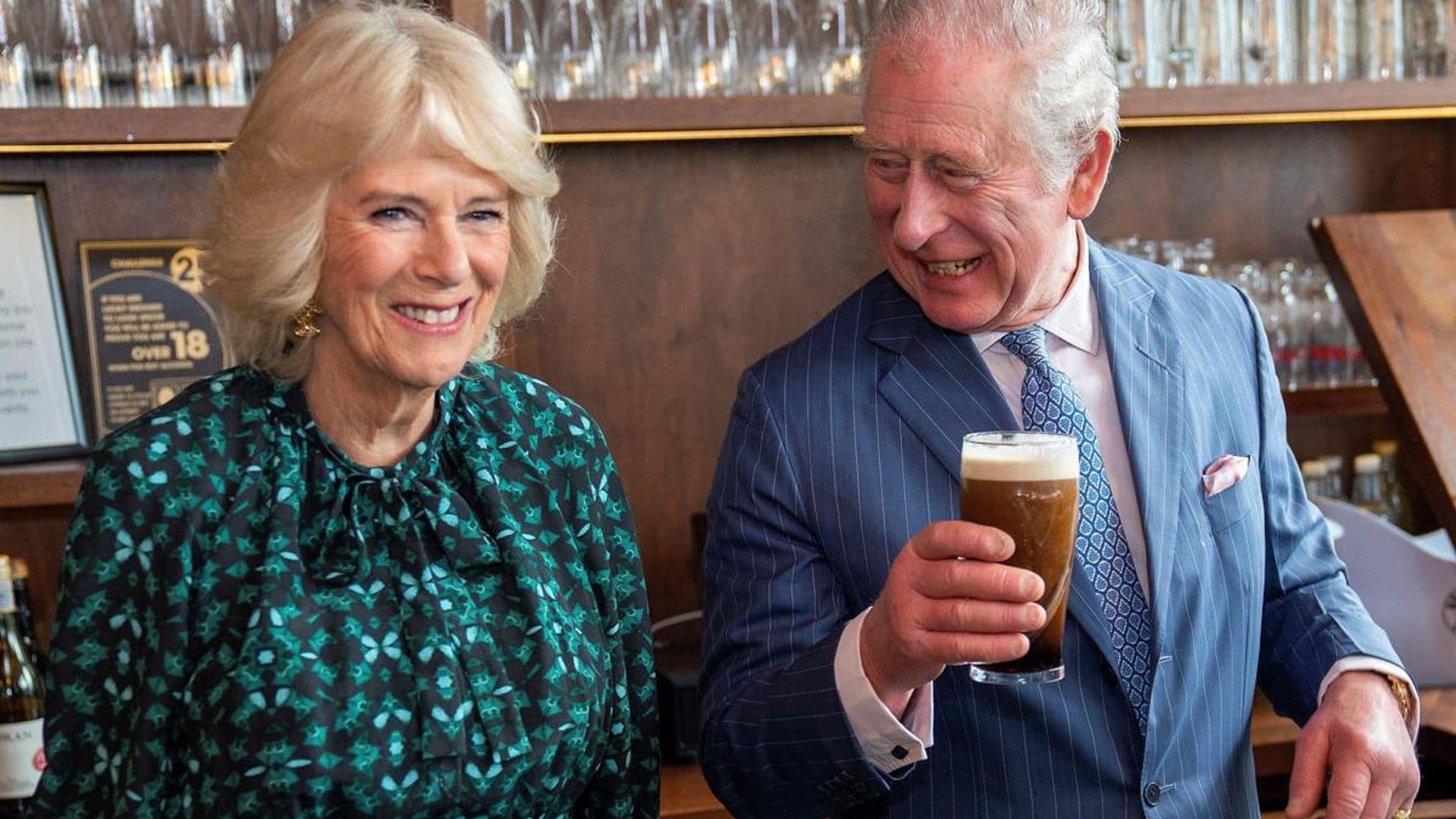 Guinness reacts to Prince Charles' beer pouring skills