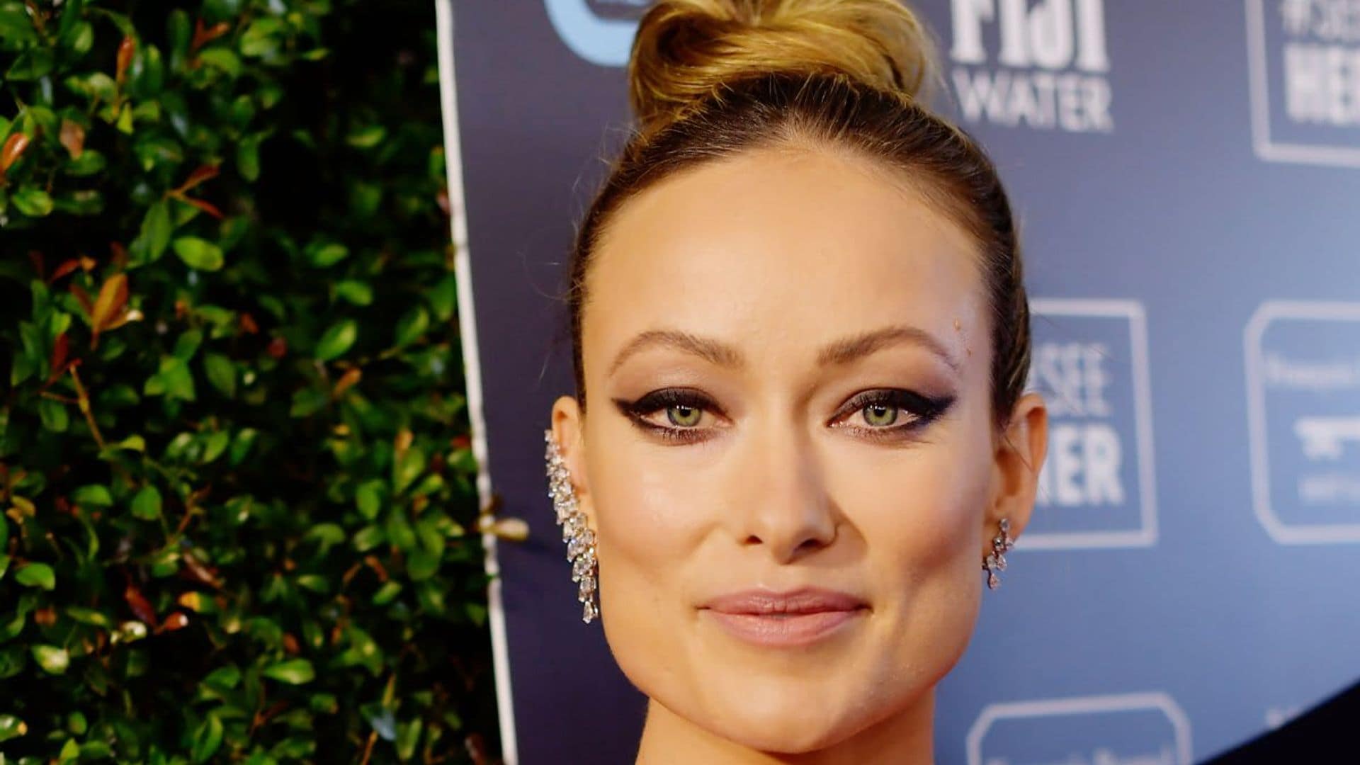 Olivia Wilde con cabello recogido