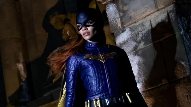 Batgirl Leslie Grace