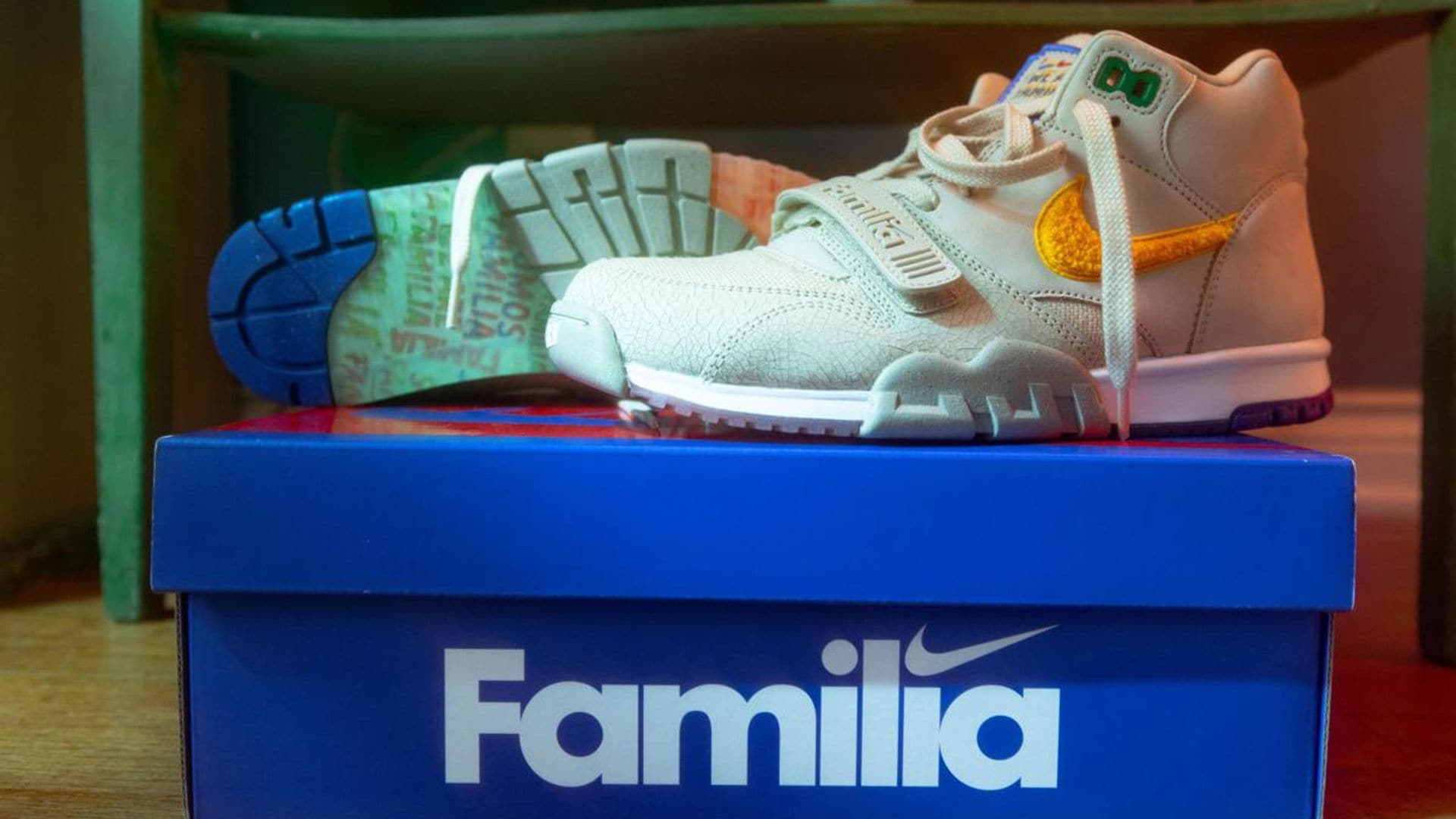 Nike La Familia