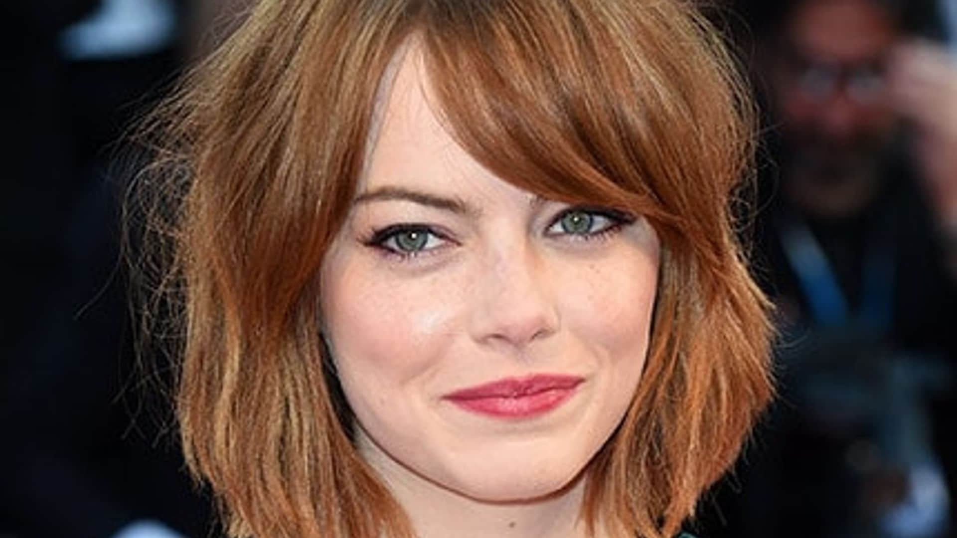 Emma Stone unveils new haircut