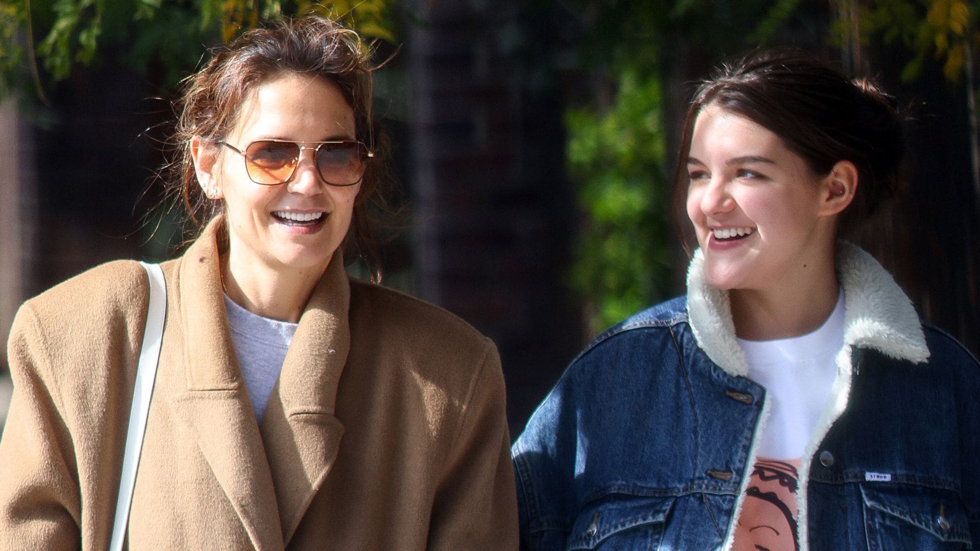 Why Suri Cruise and Katie Holmes give us major 'Gilmore Girl' vibes