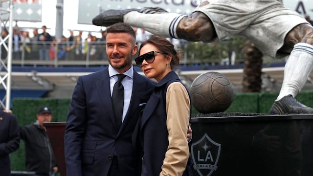 Los Angeles Galaxy Unveil David Beckham Statue