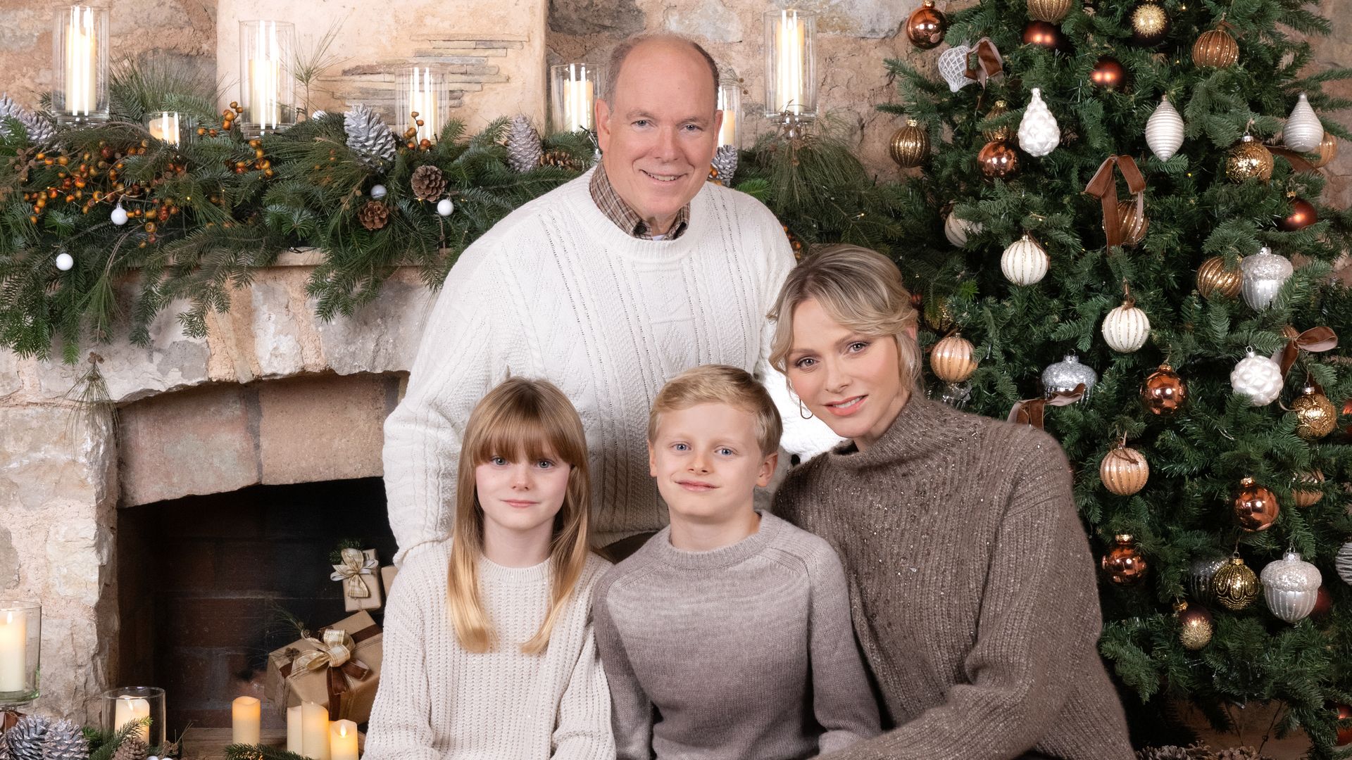 2024 Holiday cards from Queen Letizia, Princess Charlene and more