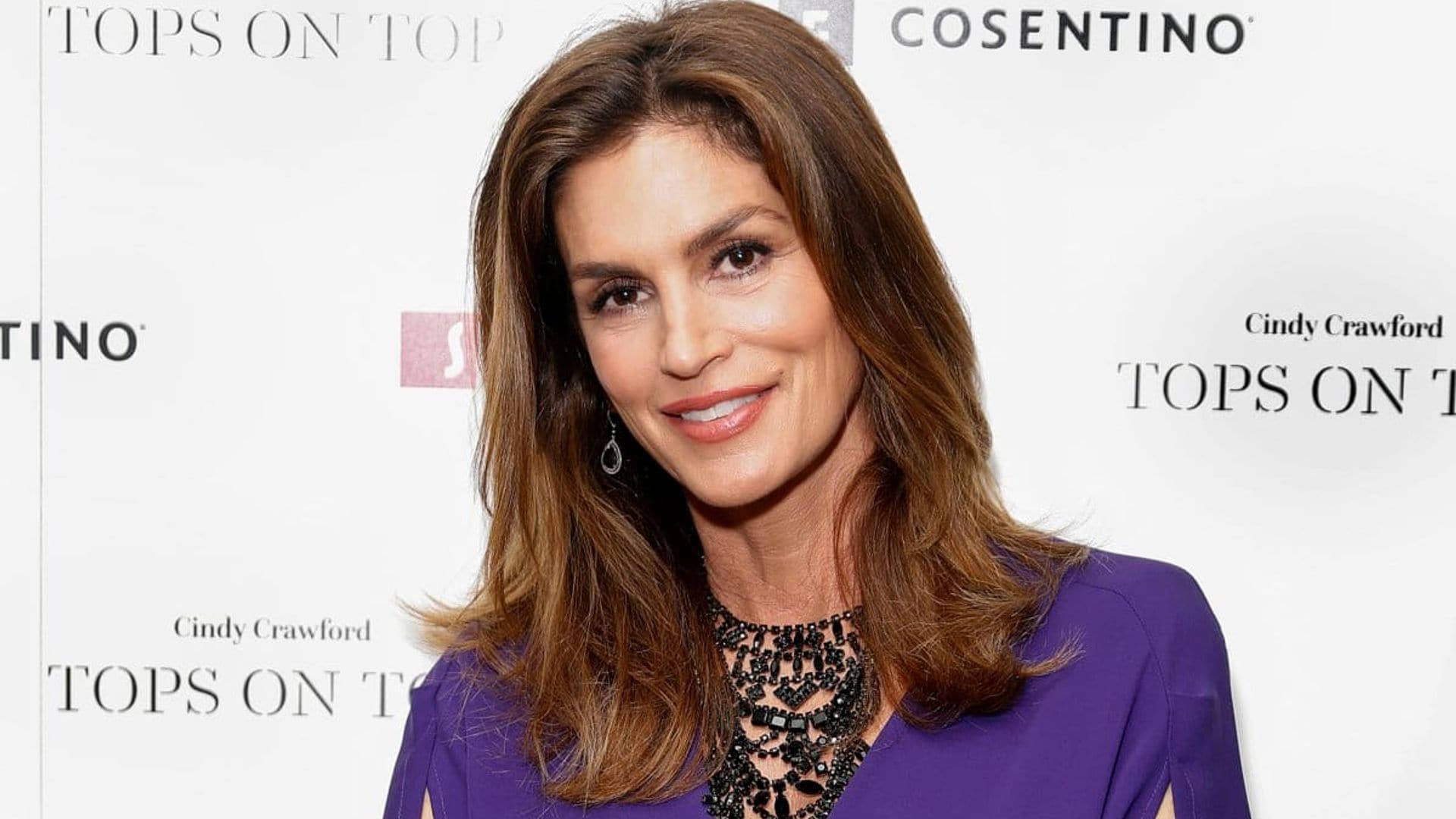 Cindy Crawford showed off her athletic side by taking a surf lesson over the weekend