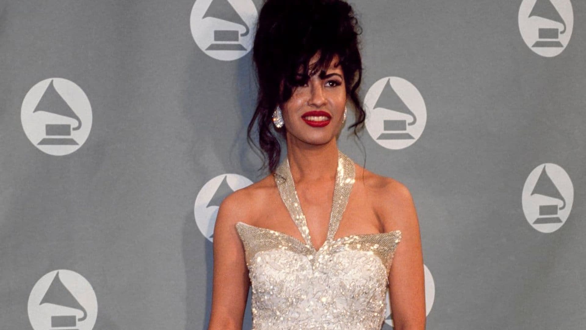 Selena Quintanilla Receives Grammy Award.