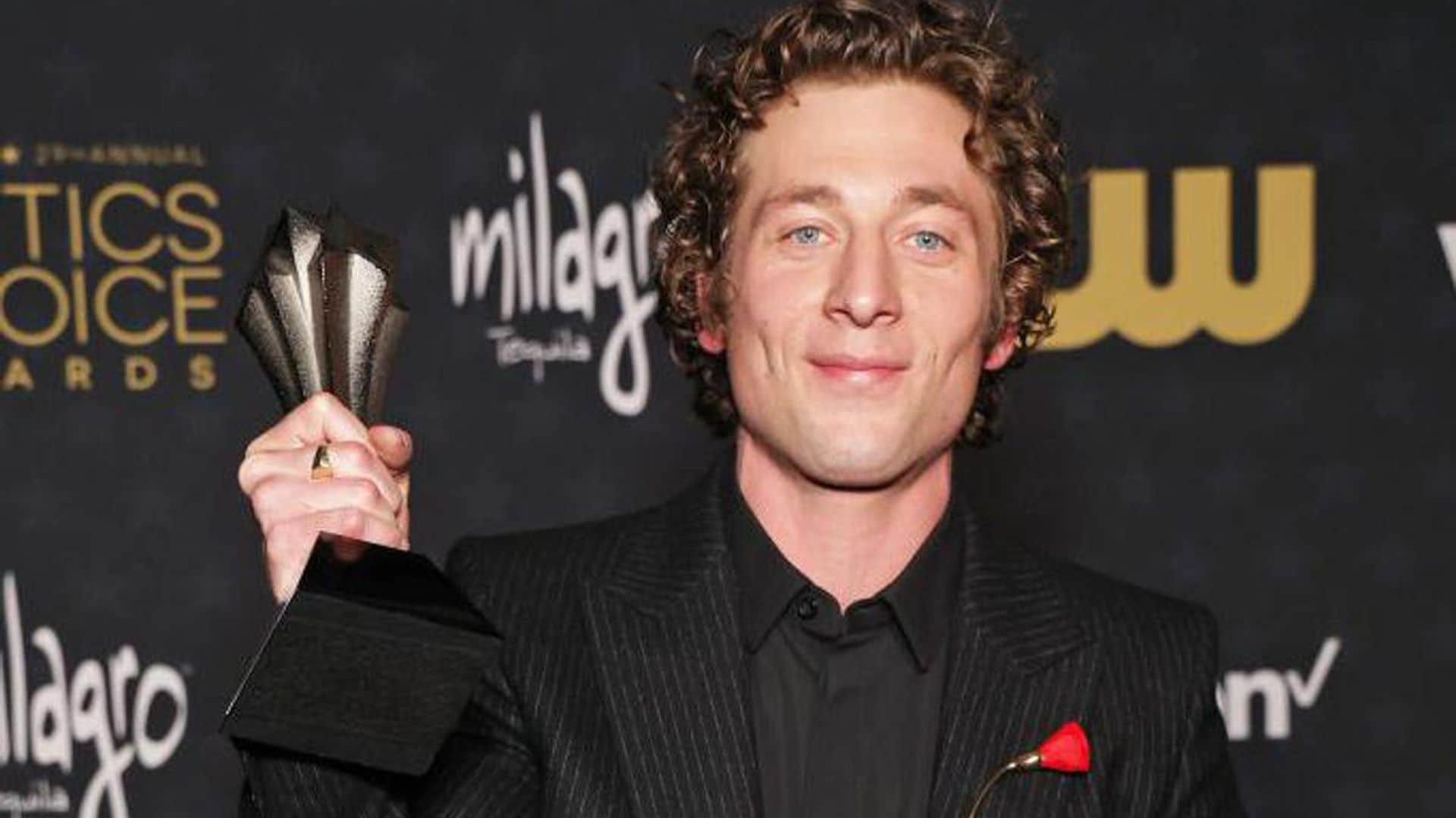 Jeremy Allen White's winning streak continues