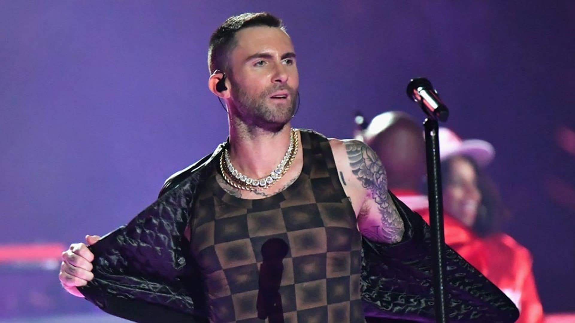 These memes from Maroon 5's Super Bowl LIII halftime show have us in stitches