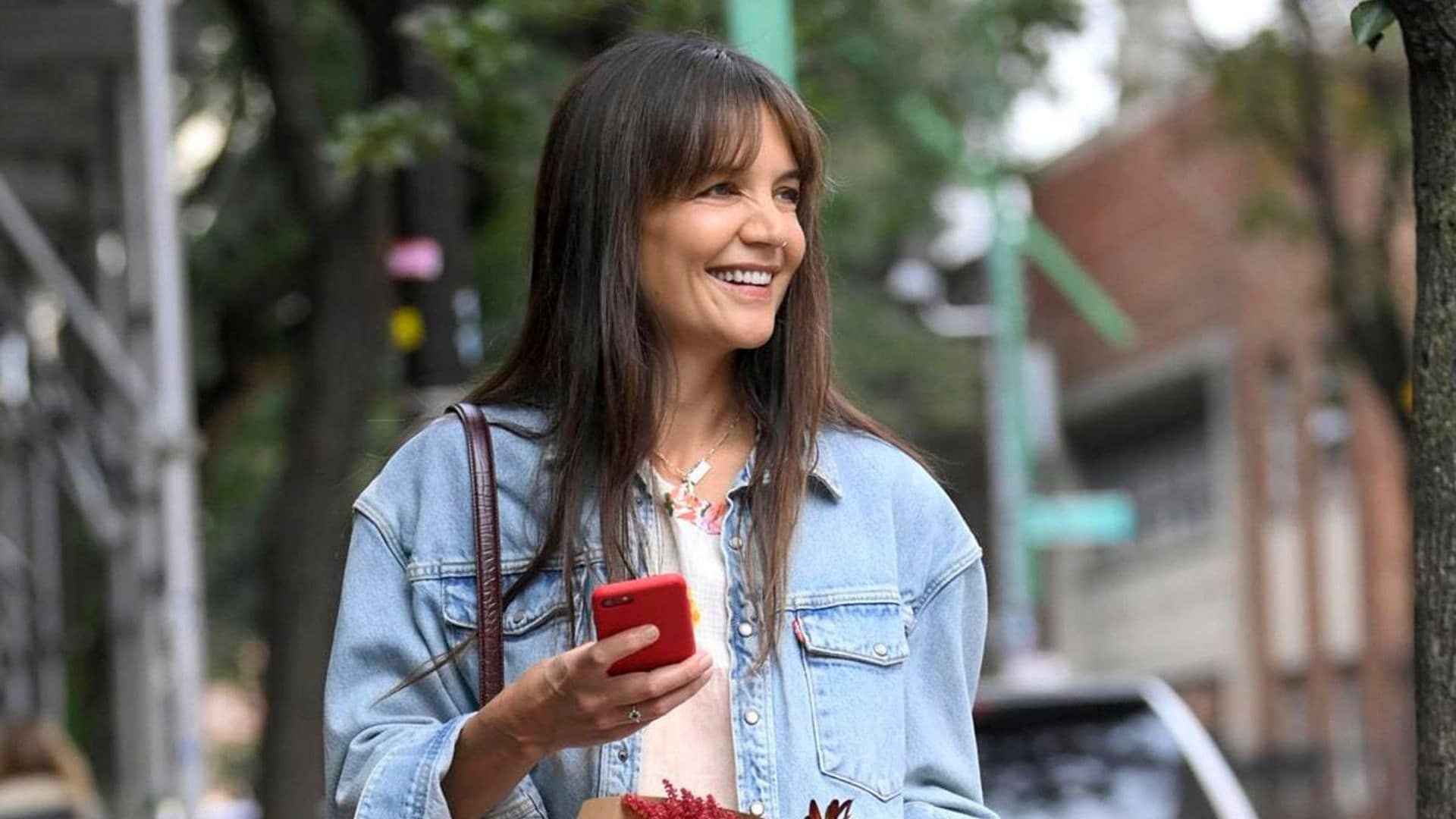 Katie Holmes nurtures her artistic soul as she embarks on an art supplies adventure in NYC