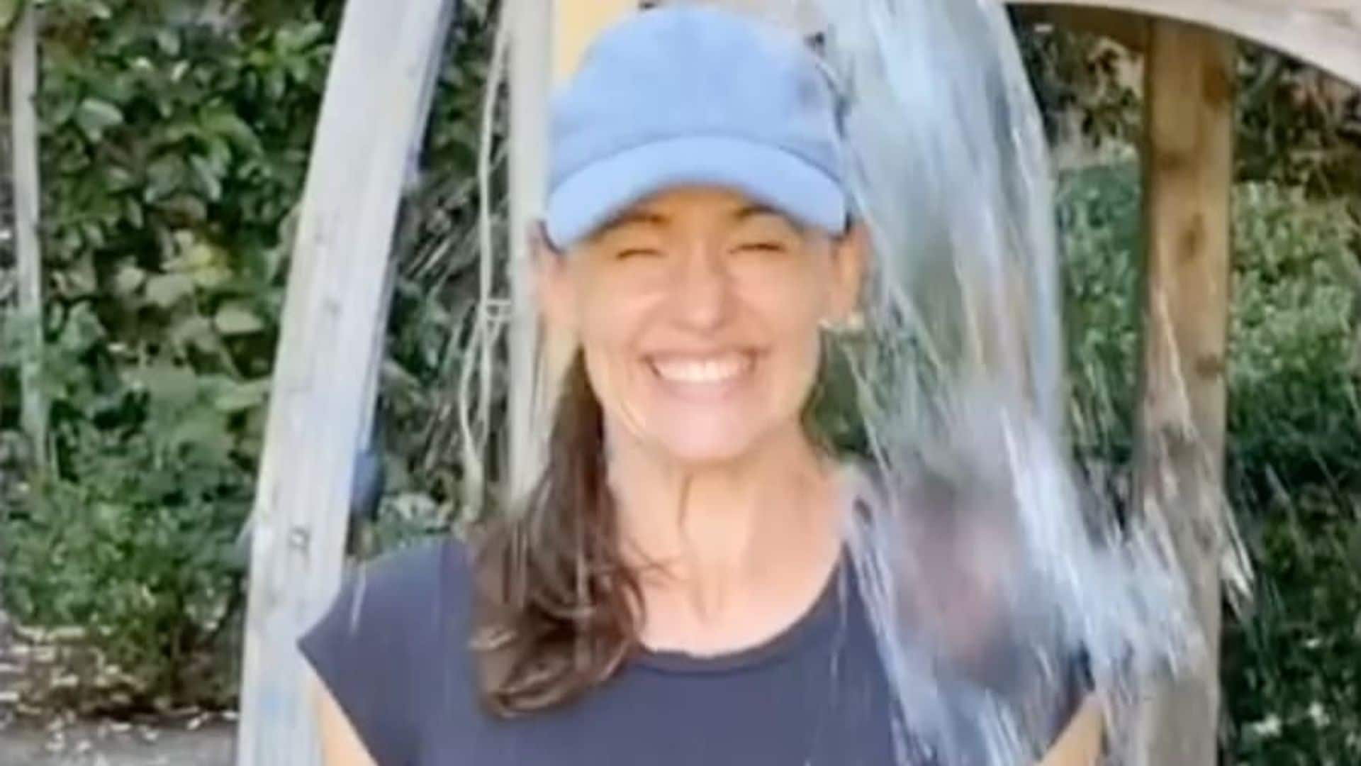 Jennifer Garner turns backyard into carnival in impressive and hilarious video!