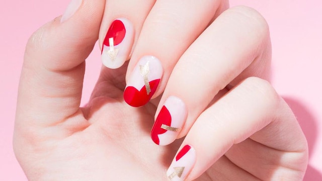 Valentine's Day nails