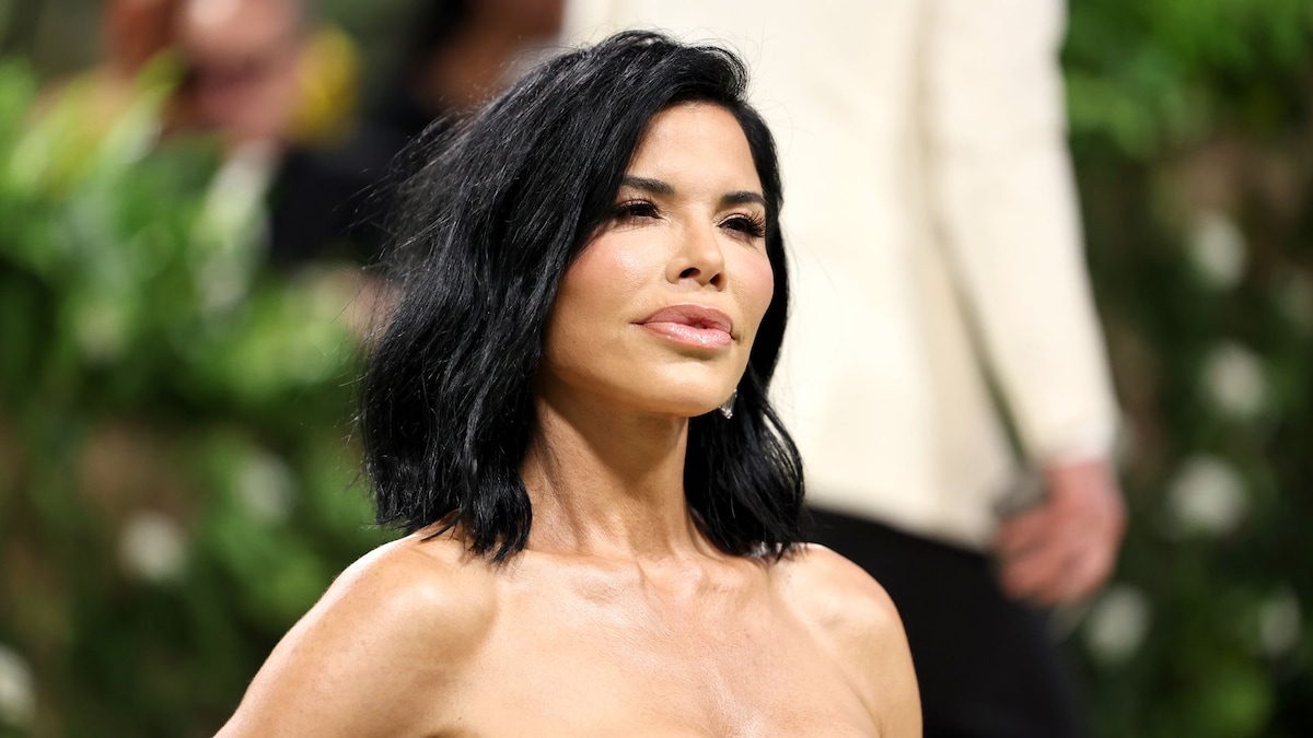 Lauren Sanchez’s bold fashion look: Author shines in Schiaparelli’s red nails dress