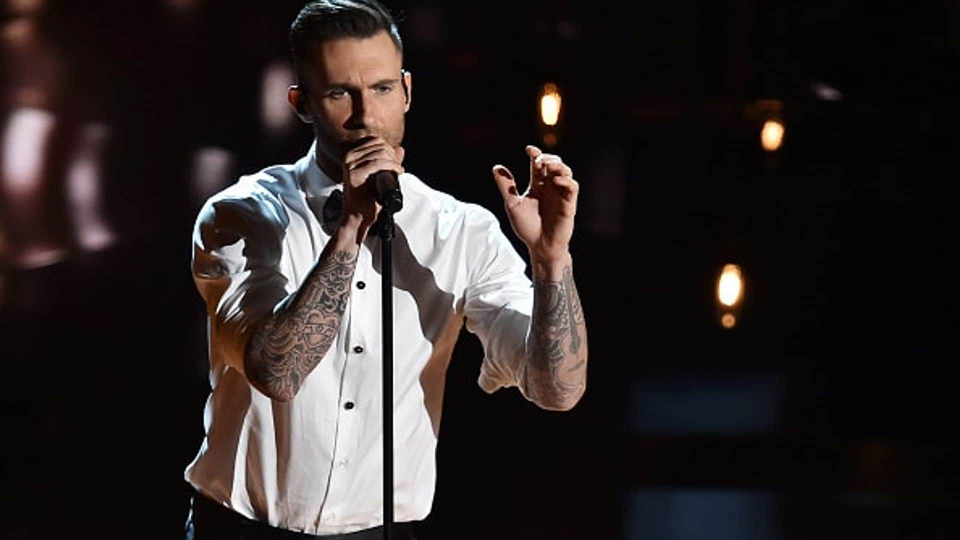 Adam Levine attacked by female fan during Maroon 5 concert