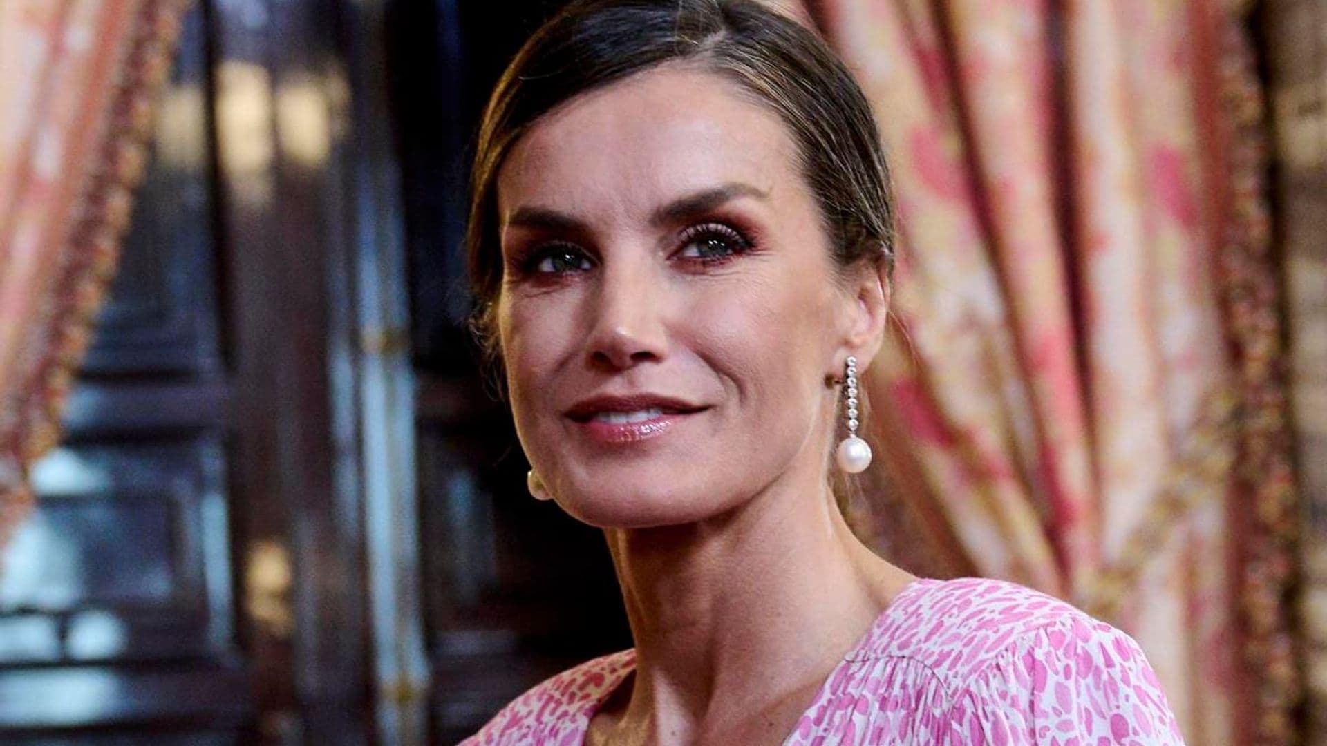 Queen Letizia looks pretty in head-to-toe pink at the palace