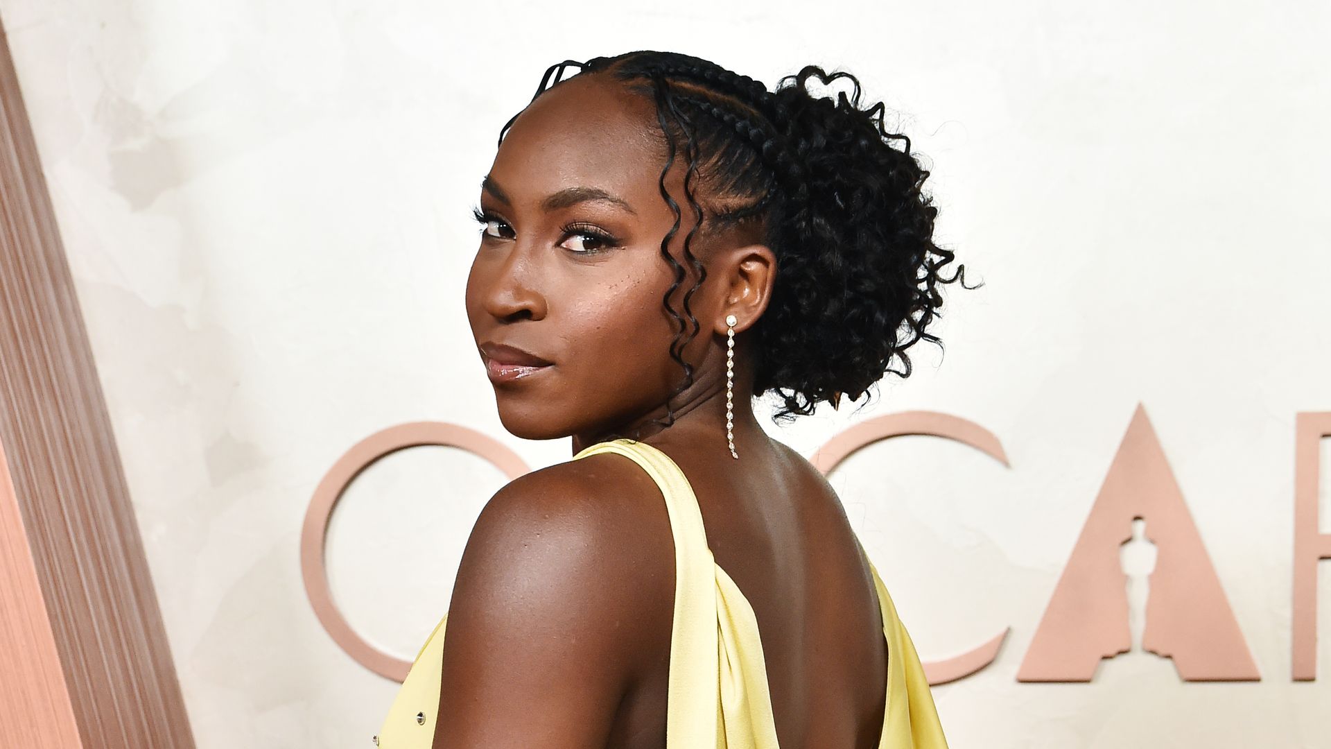 Coco Gauff wears one of Spring's 2025 top color trends at the Oscars