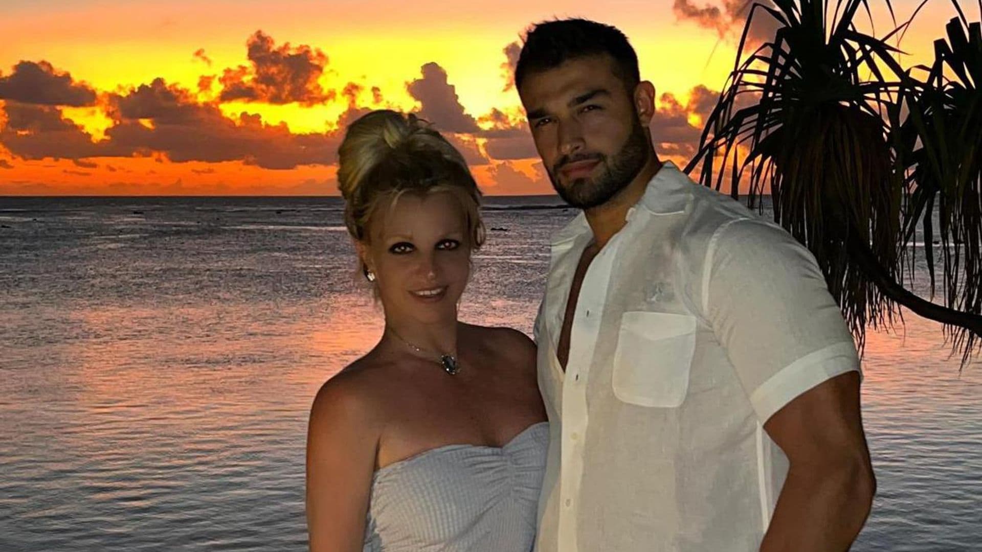 Britney Spears will wait until giving birth to marry Sam Asghari