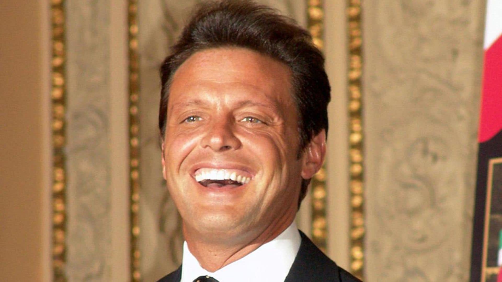 Luis Miguel becomes the first Latino to have over 260 songs that exceed one million plays