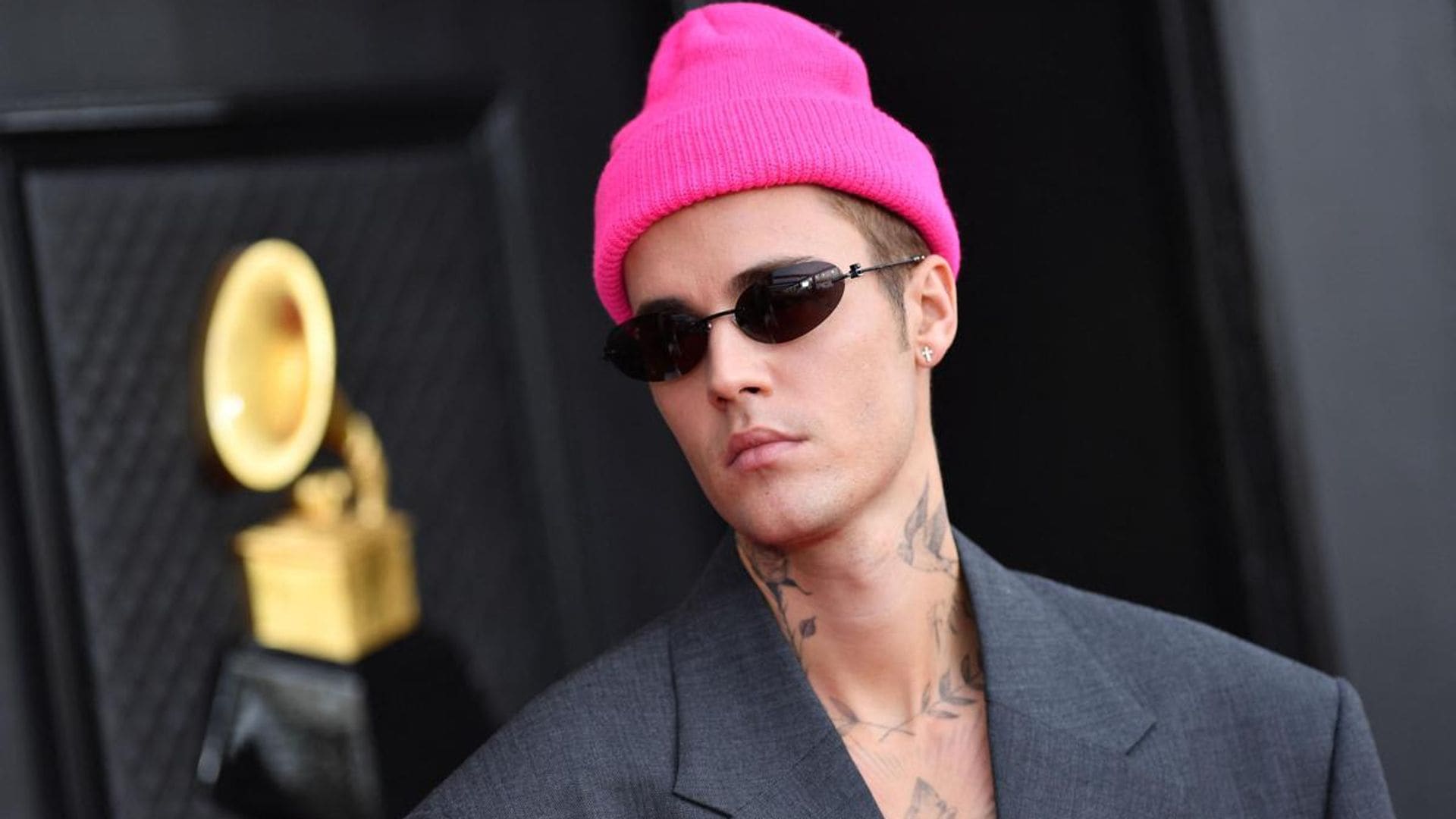 Justin Bieber is reportedly giving a surprise performance at Coachella