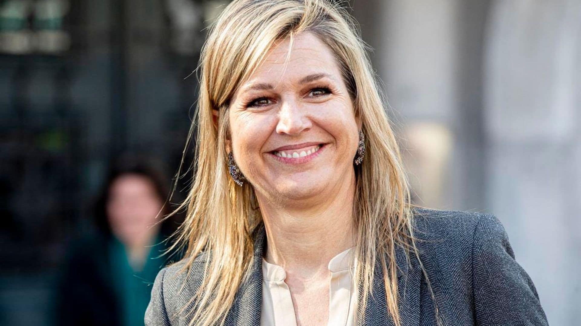 Queen Maxima has the home office of our dreams—and we want her lamp!