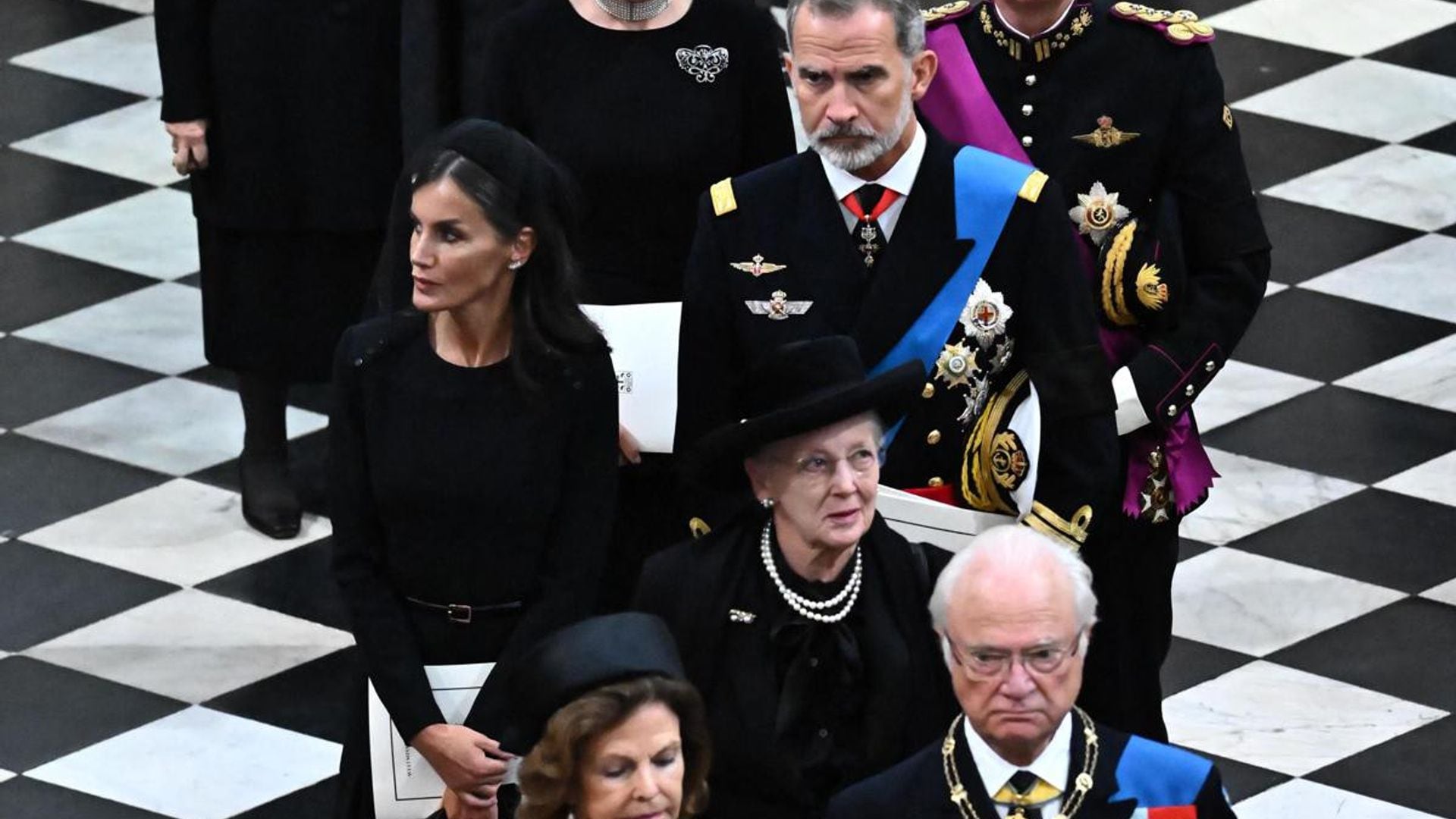 Royal tests positive for COVID-19 after attending Queen Elizabeth’s funeral