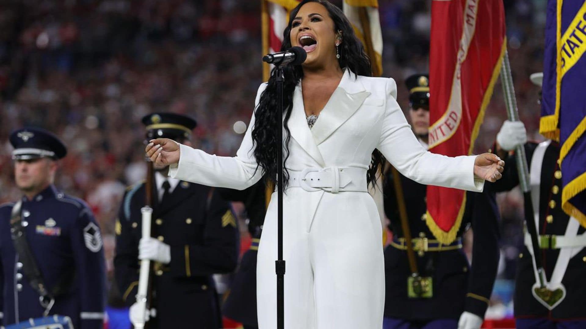 Demi Lovato performs national anthem