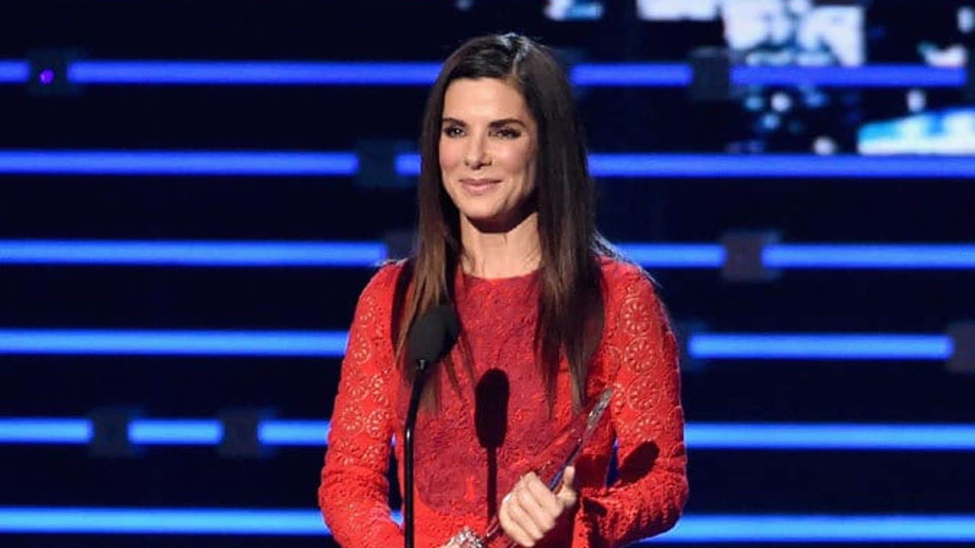 Sandra Bullock gives touching People’s Choice Awards speech inspired by her son Louis