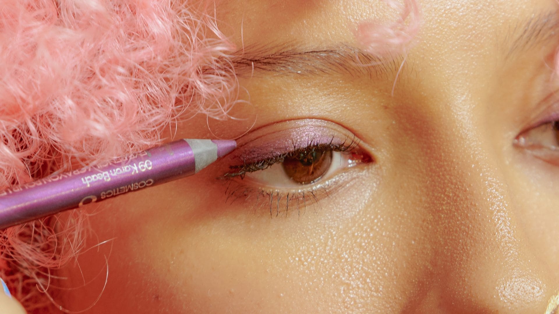 Can you use lipliner as eyeliner? Here’s what you need to know