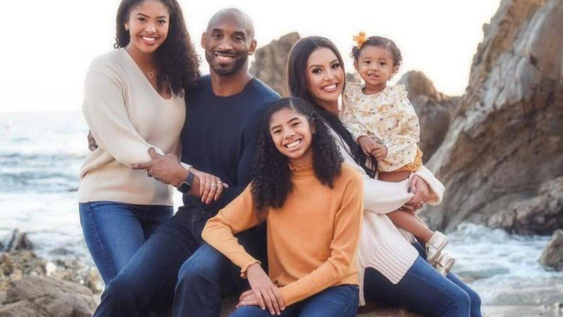 Kobe, Vanessa Bryant family at Christmas 2018