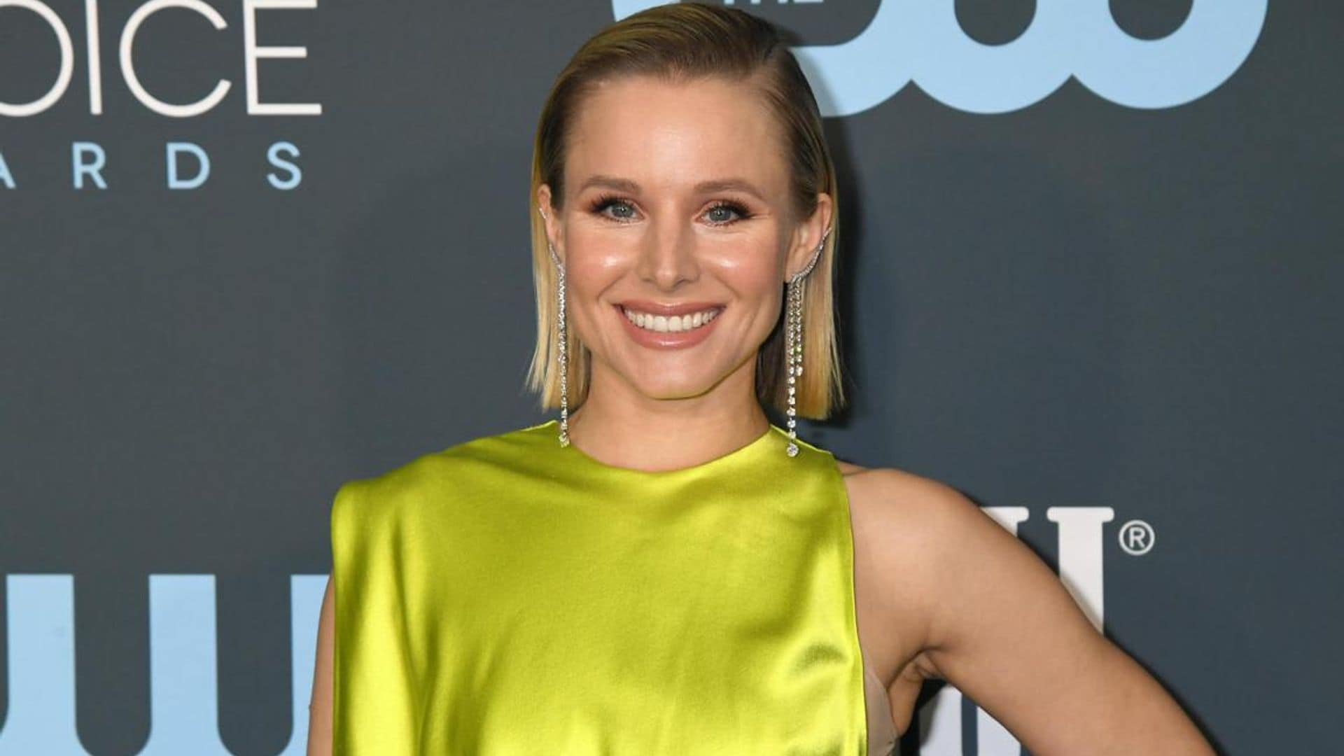 See Kristen Bell’s stunning makeup-free selfies