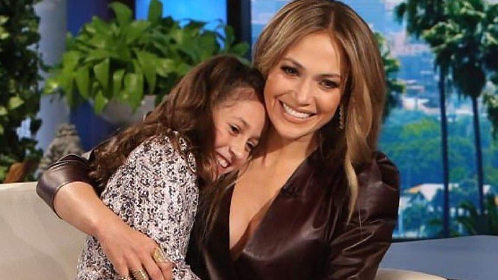 Jennifer Lopez is identical to daughter Emme in sweet new photos