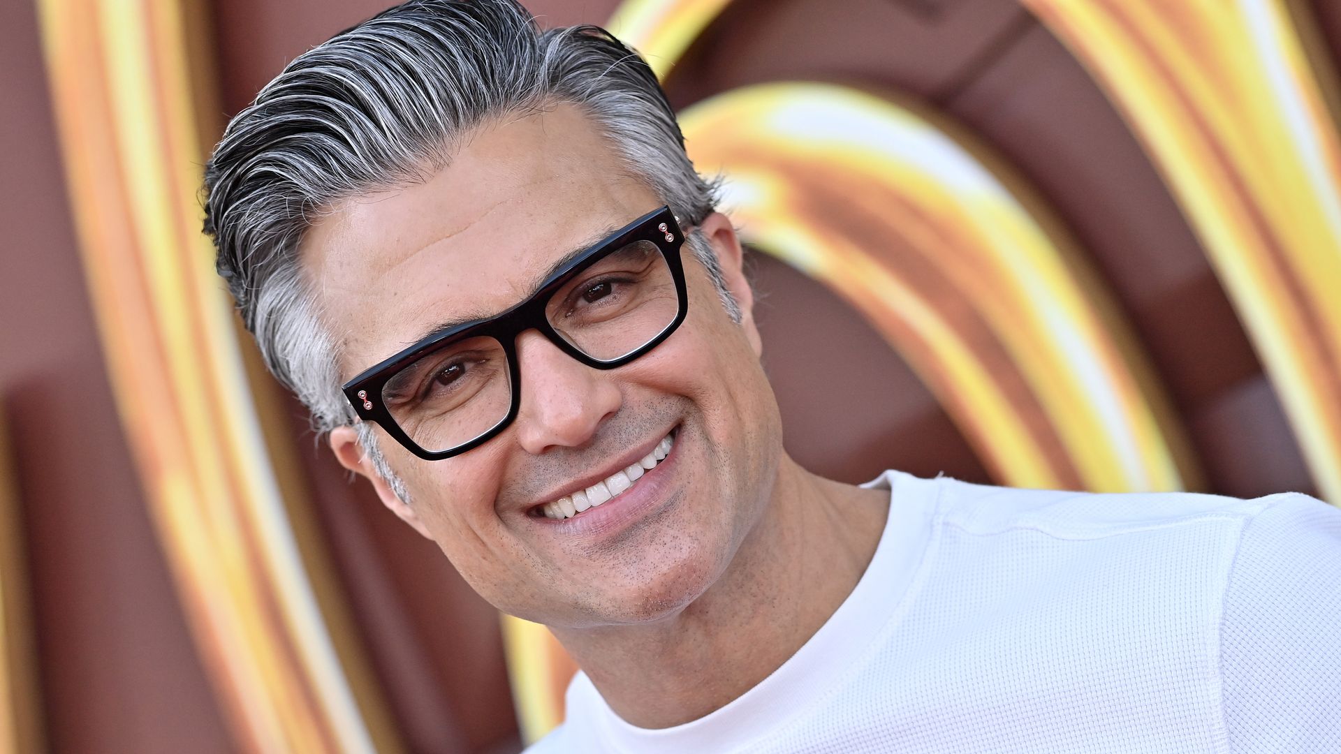 Jaime Camil invites fans to travel to his favorite hotspots