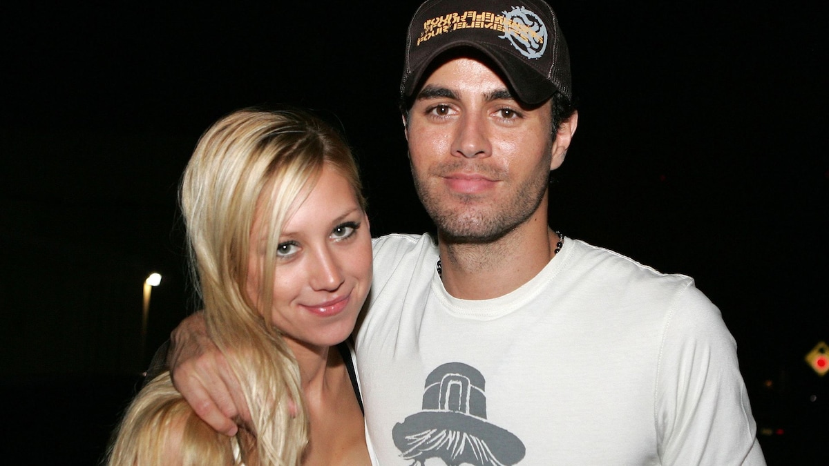 Enrique Iglesias' partner Anna Kournikova makes rare appearance in a wheelchair