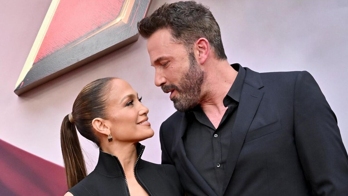 Jennifer Lopez Flaunts Her Ben Affleck Tattoo In New Sassy Photo