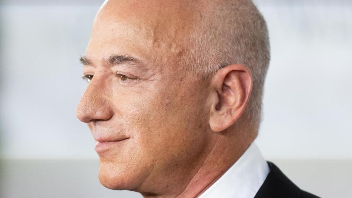 Jeff Bezos acquires $79 million Miami Beach property