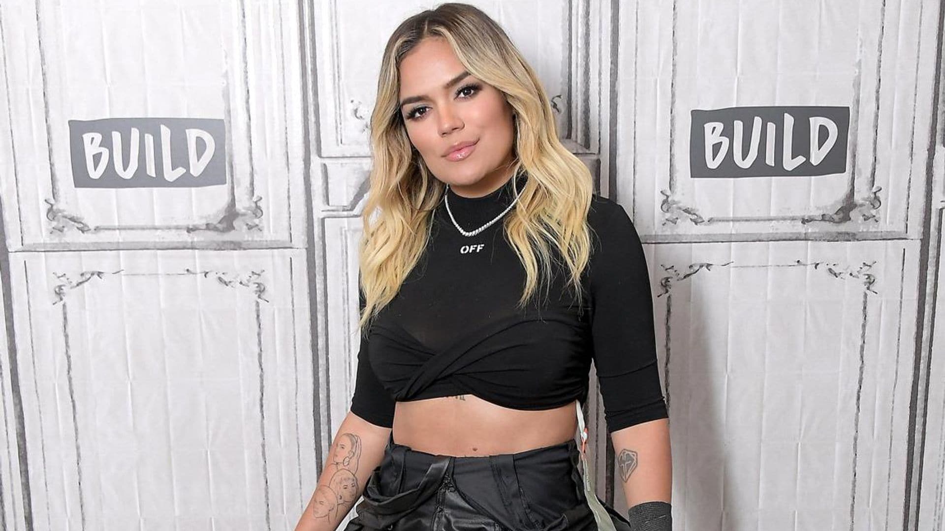 Karol G reveals her ‘cooking skills’ and we can’t stop laughing