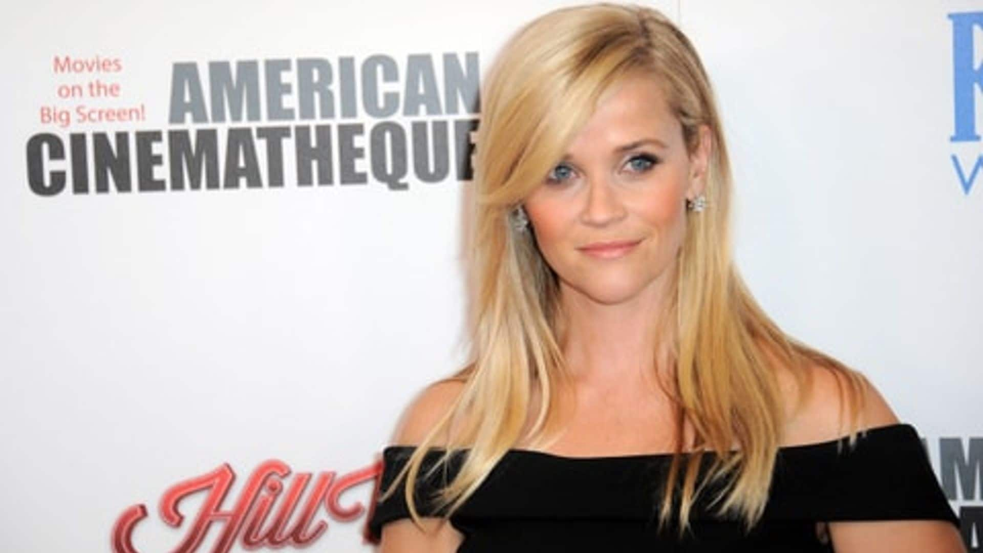 Reese Witherspoon: Get the actress' fresh-faced beauty look