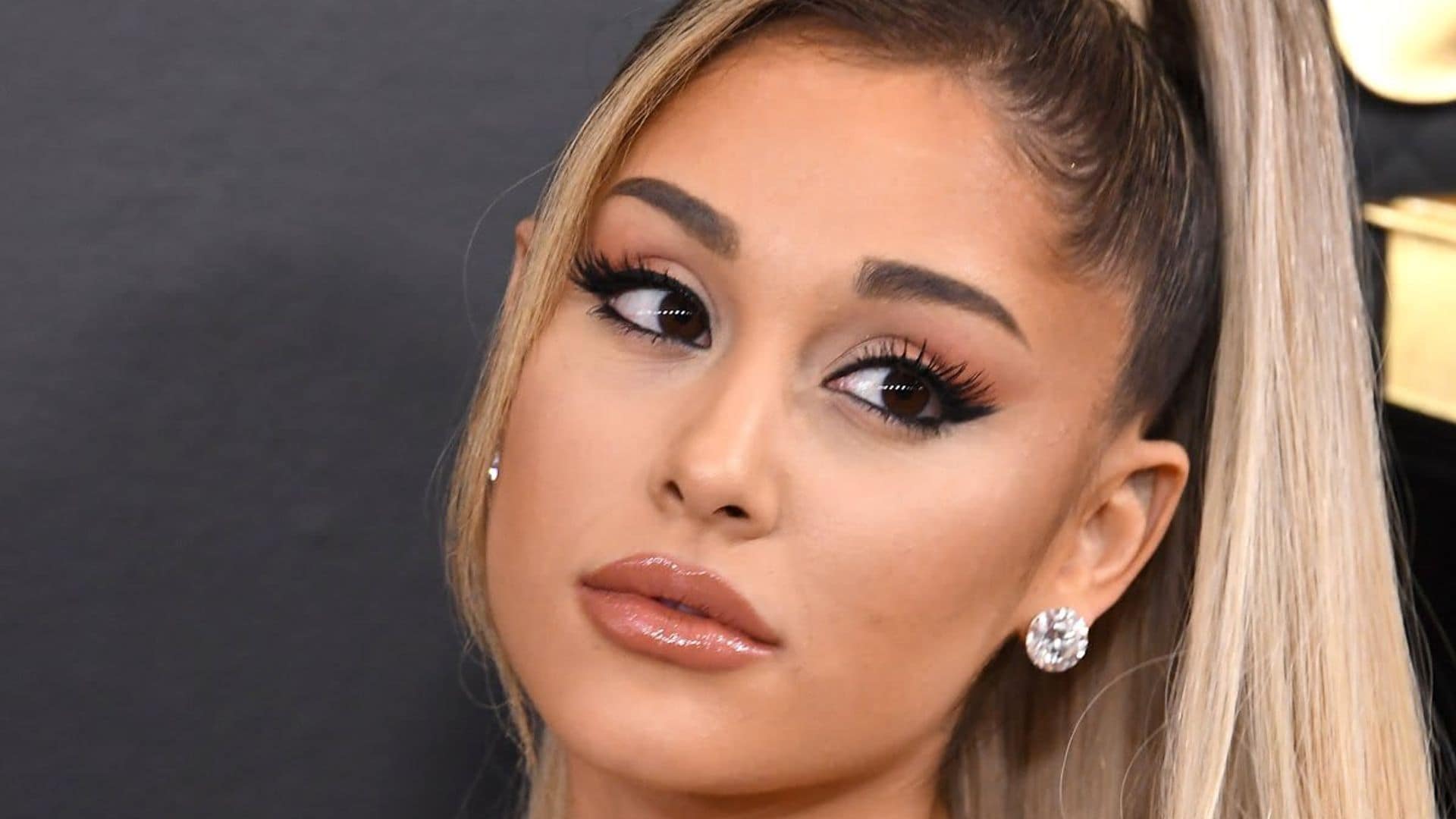 Mental health break? Ariana Grande’s Twitter account mysteriously disappears