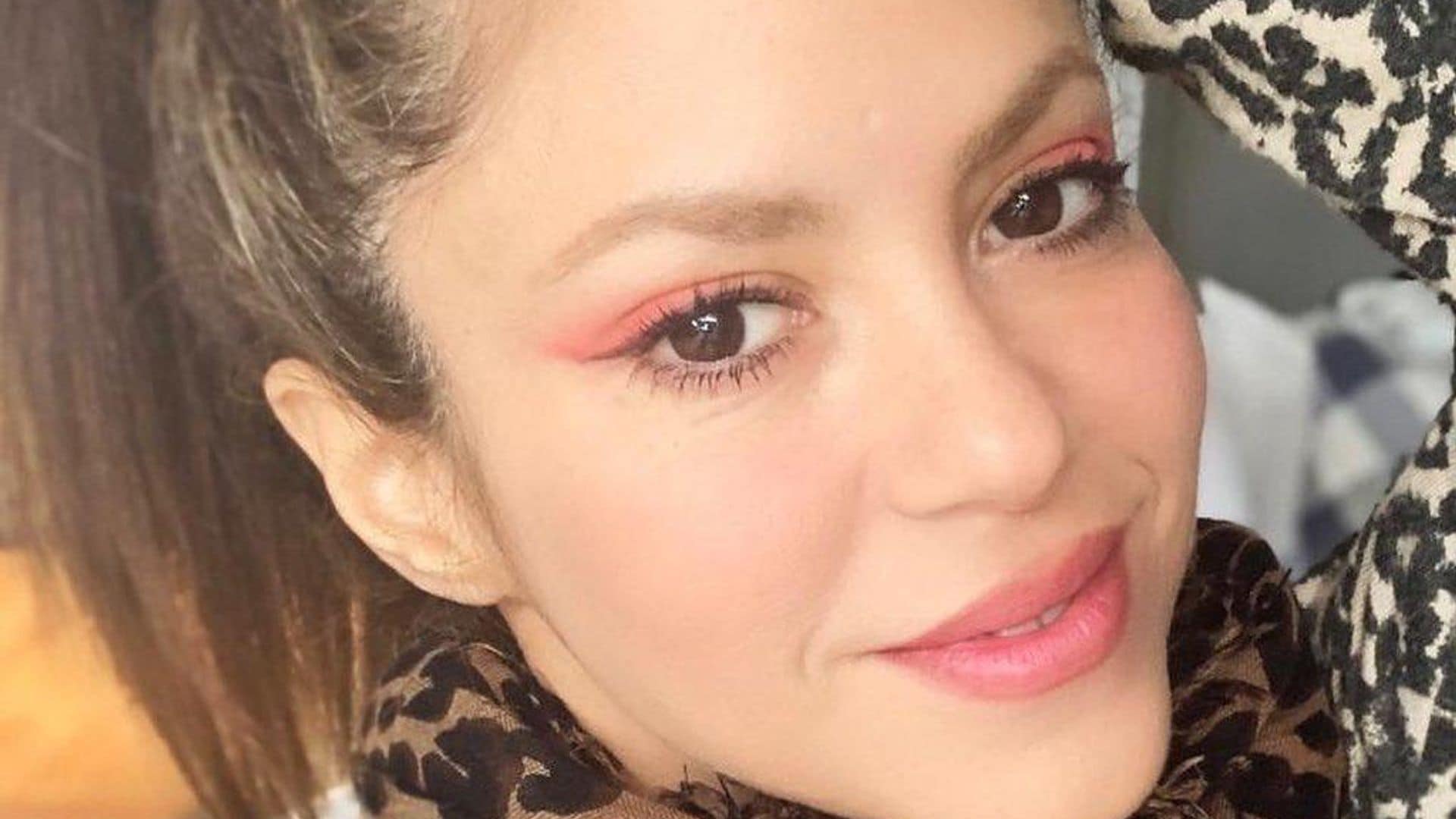 Shakira channels her inner makeup artist and plays around with orange shadow