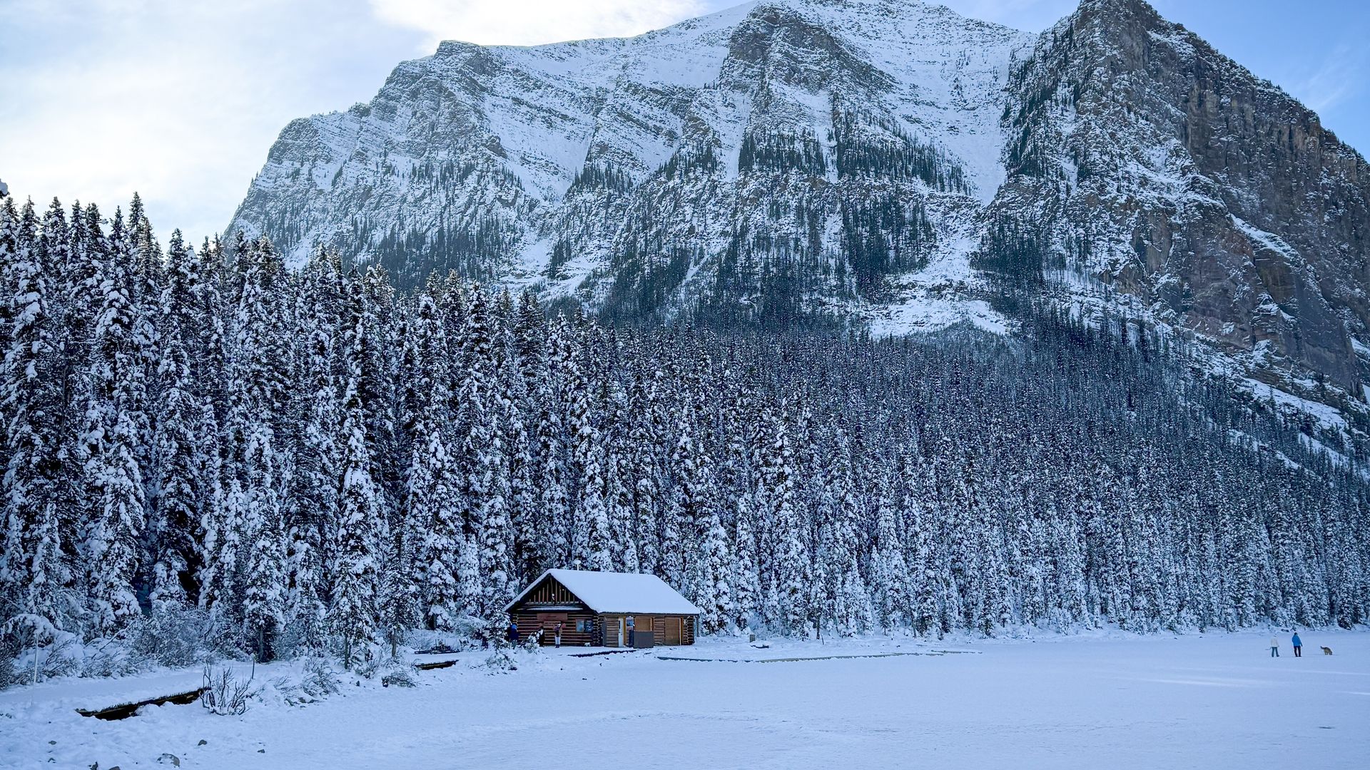 Why Alberta Should Be on Your Holiday Travel Wishlist