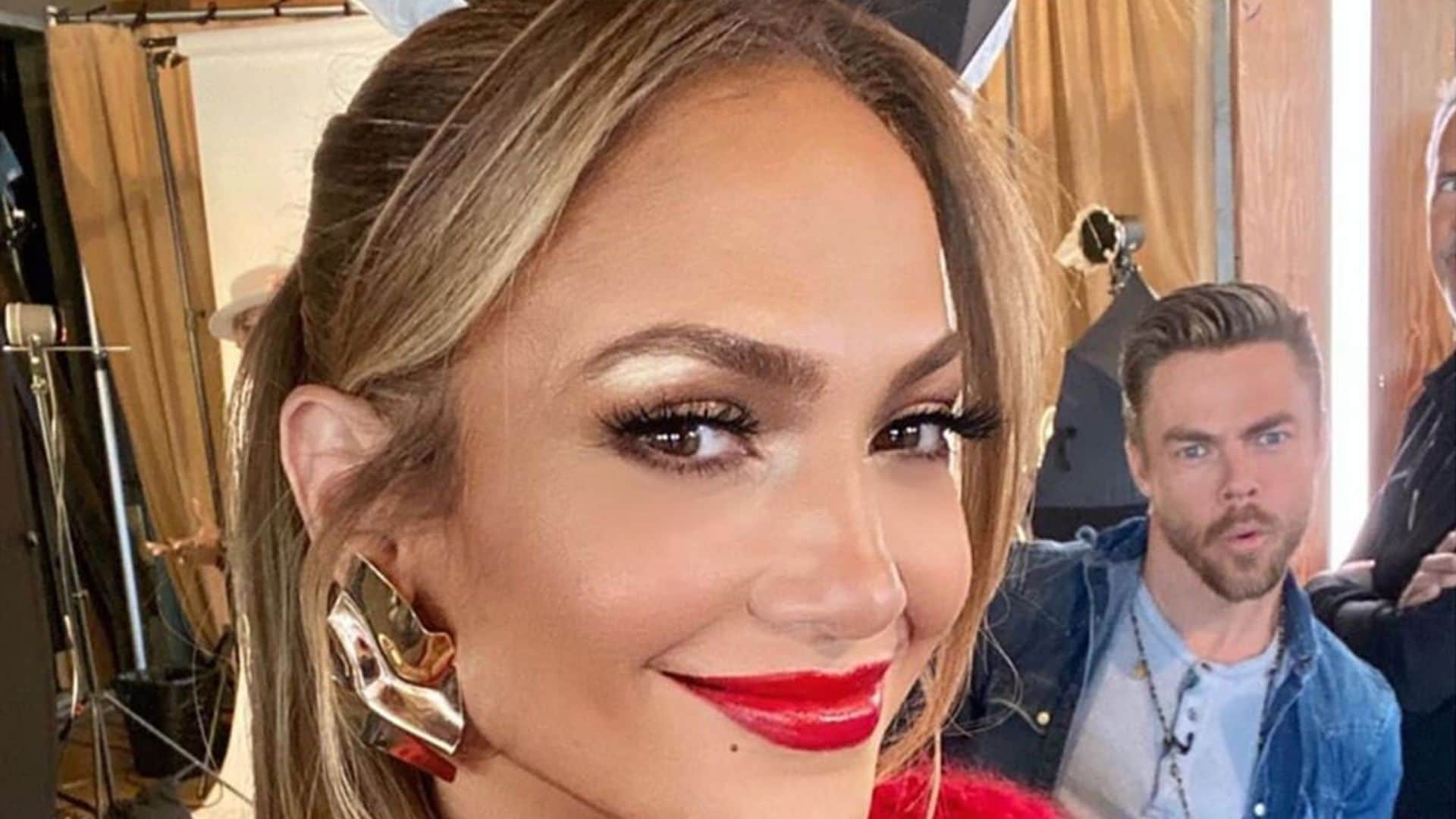 JLo’s awesome red lip, iconic swimsuit, and more