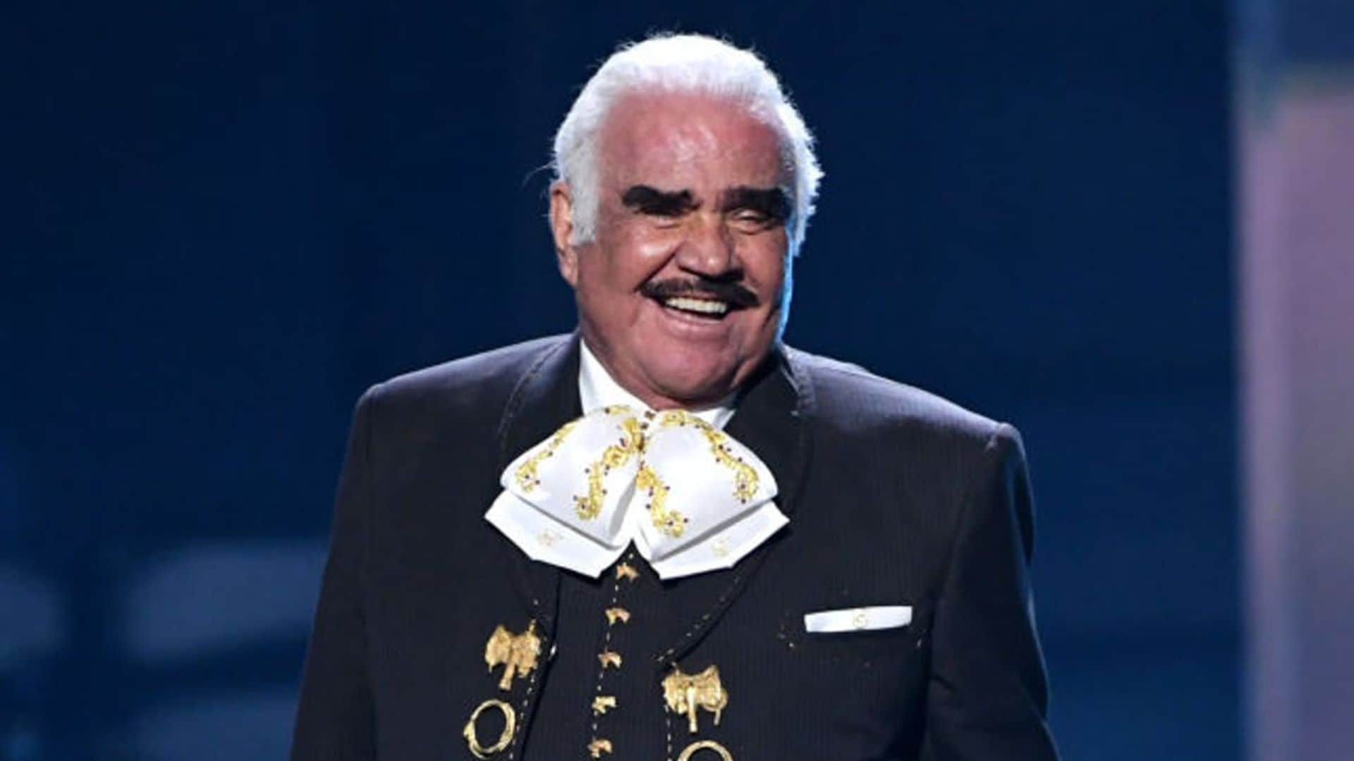 Vicente Fernández is out of the ICU