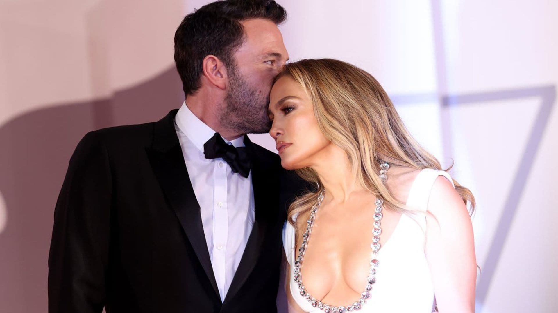 Will Jennifer Lopez get married to Ben Affleck this year? Her former publicist says the wedding is happening soon