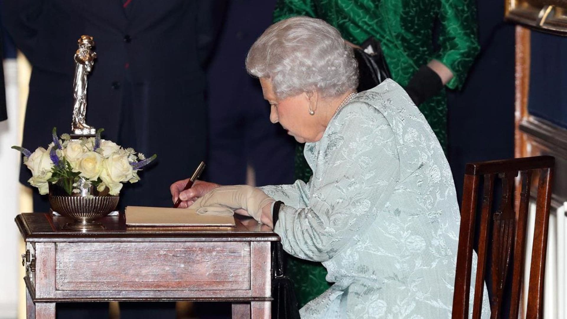 Queen Elizabeth II left a top-secret letter to Sydney’s residents that could only be opened in 2085