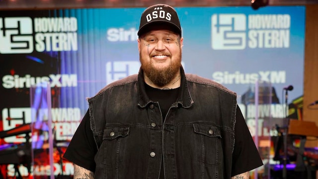 Jelly Roll Visits SiriusXM's 'The Howard Stern Show'