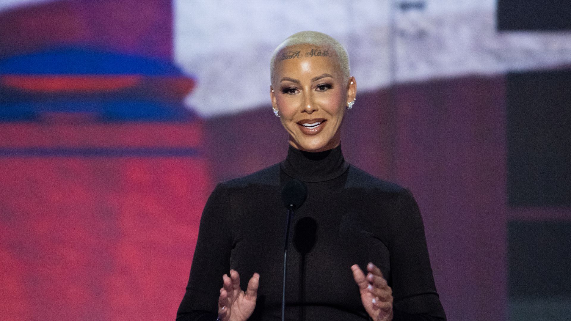 Watch Amber Rose surprising appearance at the Republican National Convention