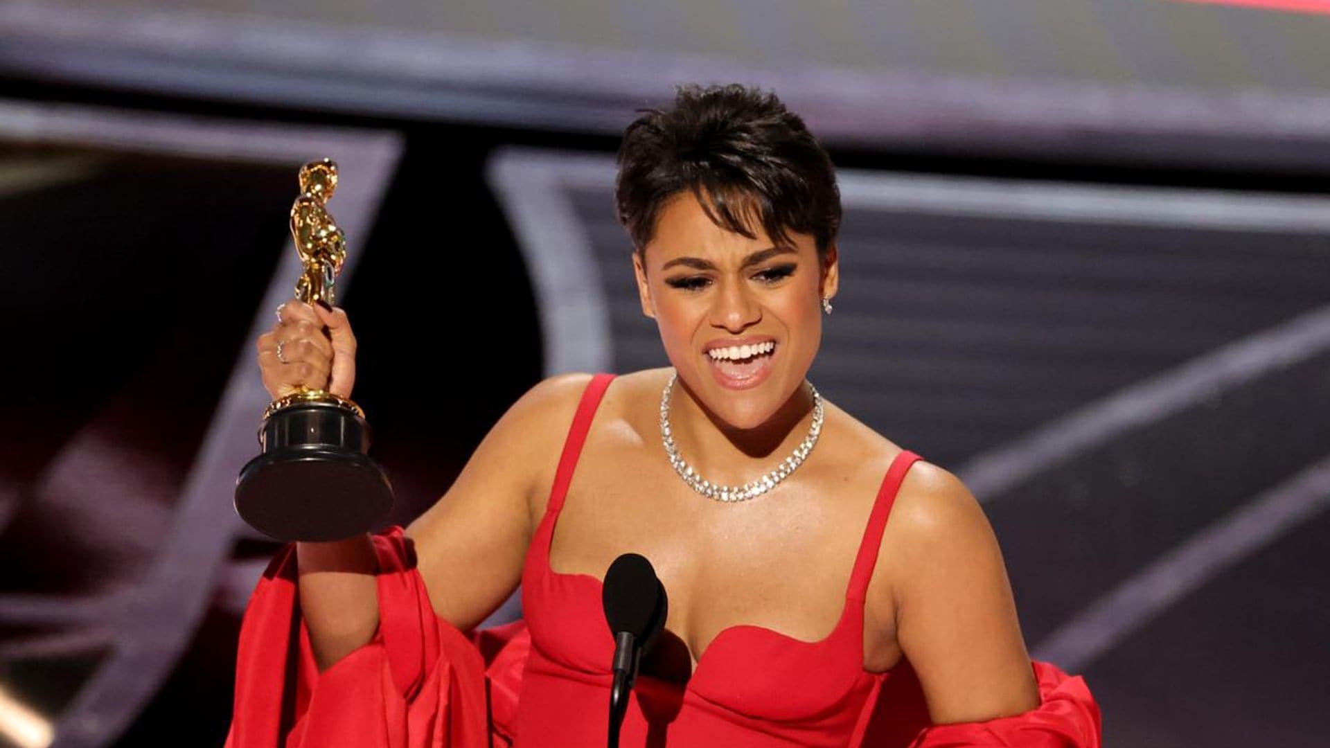 Ariana DeBose wins Oscar for Best Supporting Actress! Makes history as the first Afro-Latina with an Academy Award