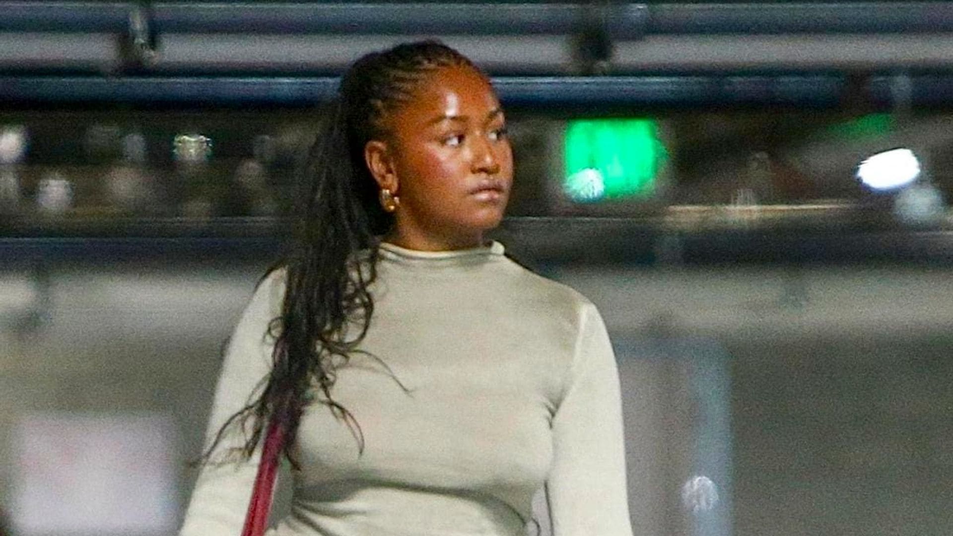 Sasha Obama leaves the gym wearing the perfect bohemian fall look