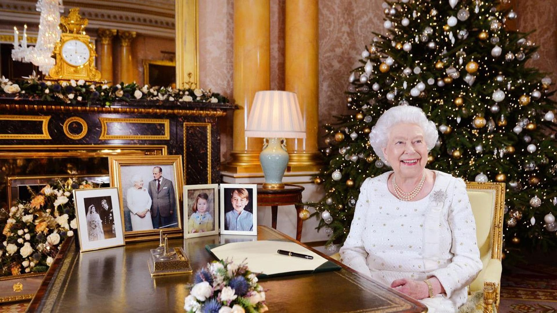 This is how the British Royal family spends every Christmas