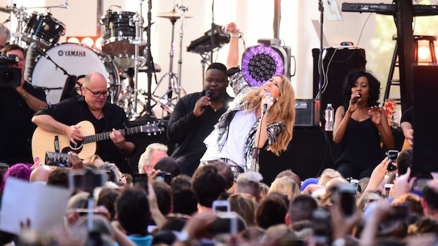 Celine had a special message for her fans.
Photo: Raymond Hall/GC Images