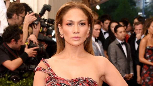 jennifer lopez best style versace